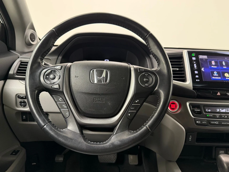 2016 Honda Pilot 3rd Gen - Image 20 of 28