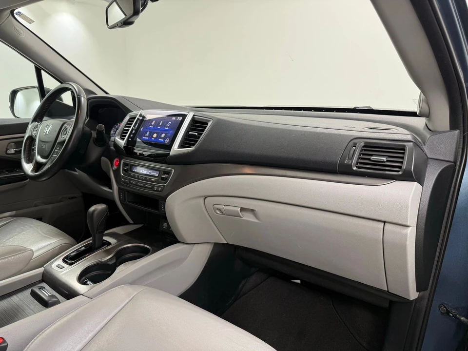 2016 Honda Pilot 3rd Gen - Image 26 of 28