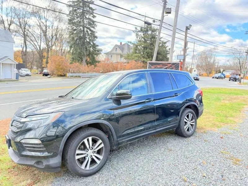 2016 Honda Pilot 3rd Gen - Image 3 of 12