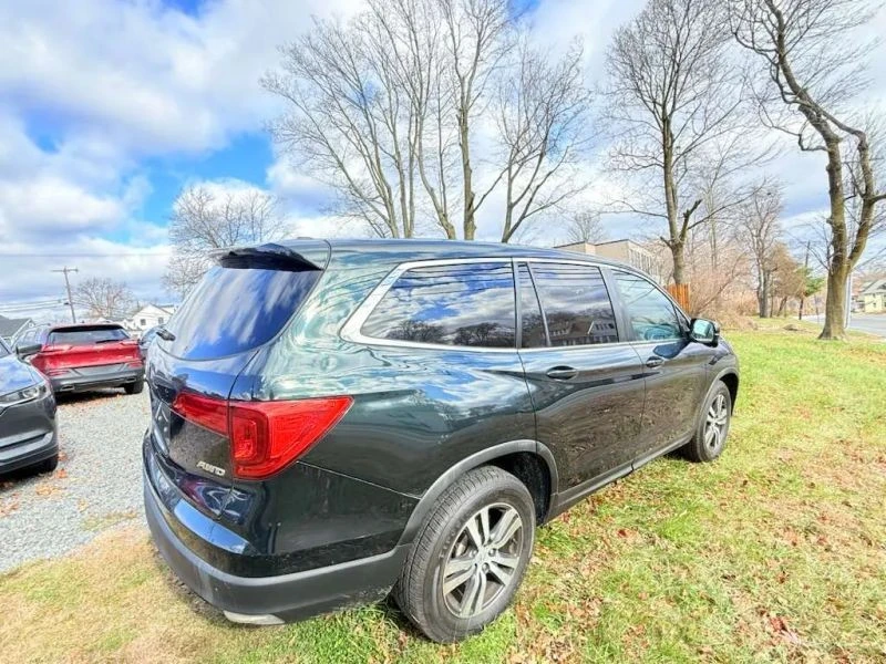 2016 Honda Pilot 3rd Gen - Image 9 of 12