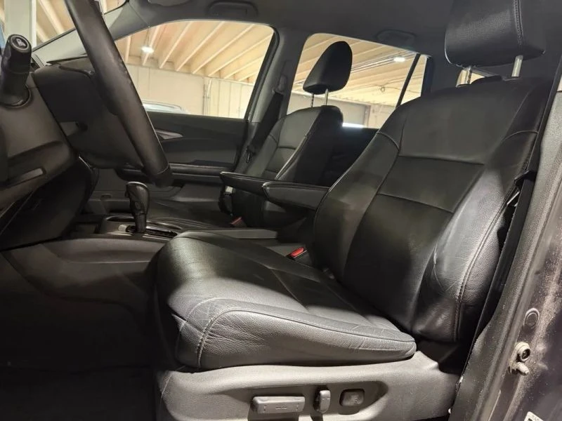 2016 Honda Pilot 3rd Gen - Image 10 of 12