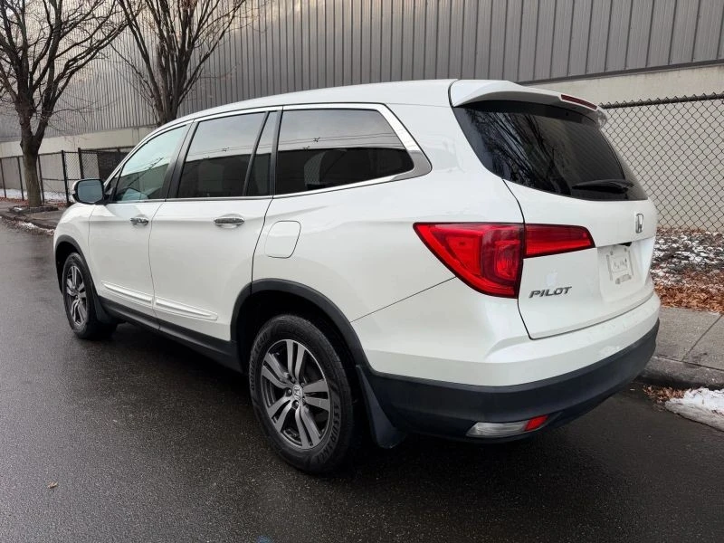 2016 Honda Pilot 3rd Gen - Image 5 of 12