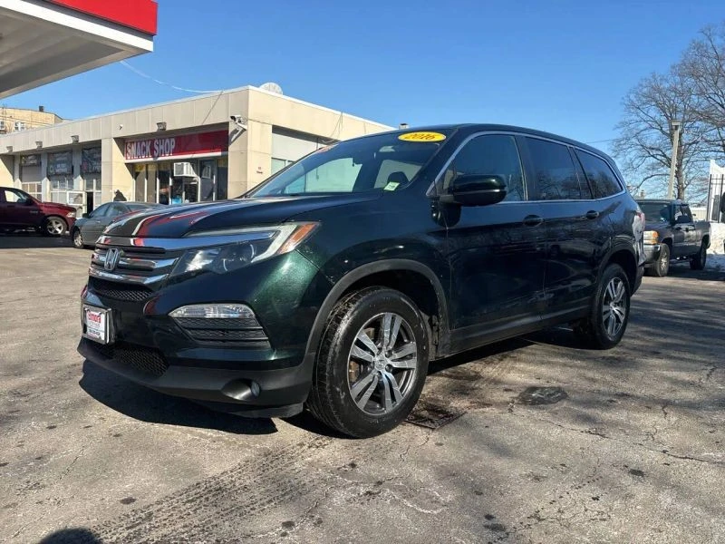 2016 Honda Pilot 3rd Gen - Image 3 of 12
