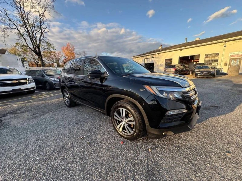 2016 Honda Pilot 3rd Gen - Image 5 of 12