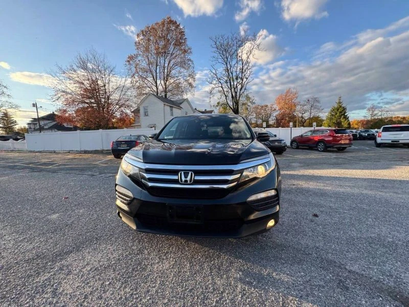 2016 Honda Pilot 3rd Gen - Image 3 of 12
