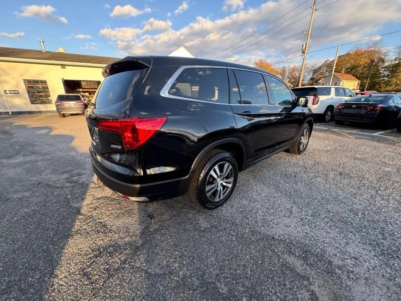 2016 Honda Pilot 3rd Gen - Image 8 of 12