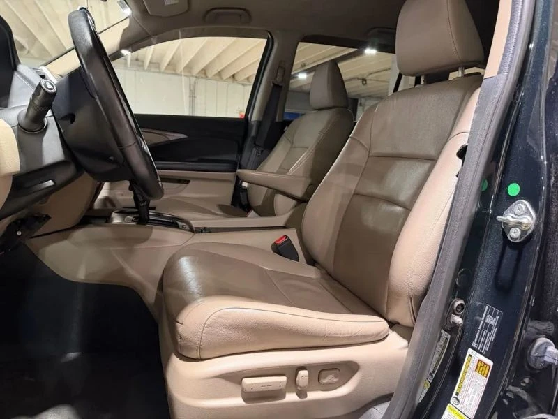 2016 Honda Pilot 3rd Gen - Image 9 of 12