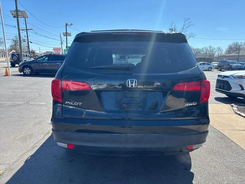 2016 Honda Pilot 3rd Gen - Image 5 of 12