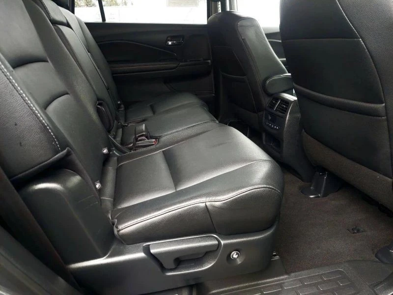 2016 Honda Pilot 3rd Gen - Image 12 of 12