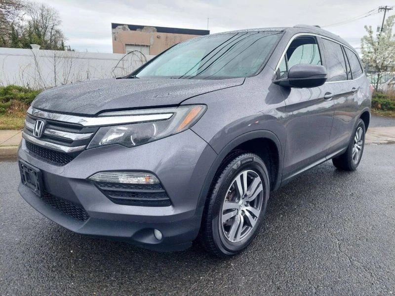 2016 Honda Pilot 3rd Gen - Image 2 of 12
