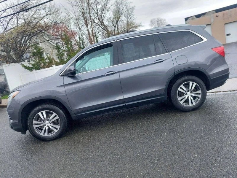 2016 Honda Pilot 3rd Gen - Image 4 of 12