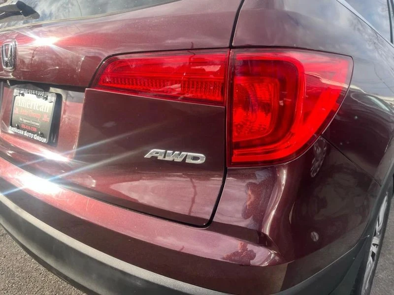 2016 Honda Pilot 3rd Gen - Image 6 of 12