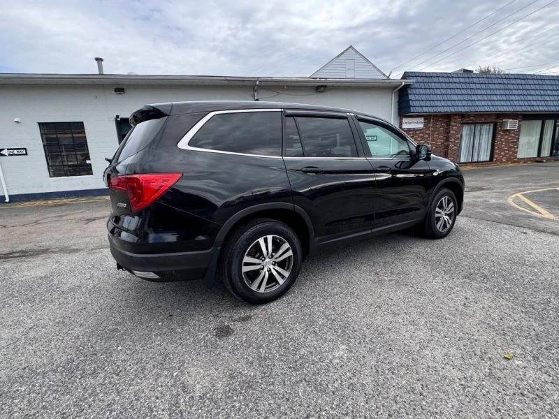 2016 Honda Pilot 3rd Gen - Image 10 of 12