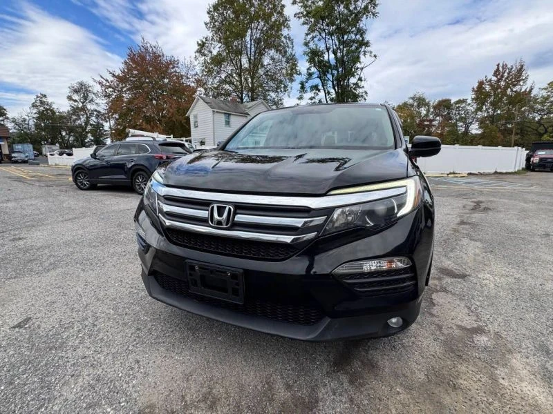 2016 Honda Pilot 3rd Gen - Image 2 of 12
