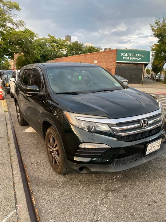 2016 Honda Pilot 3rd Gen - Image 8 of 9