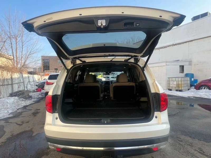 2016 Honda Pilot 3rd Gen - Image 8 of 12