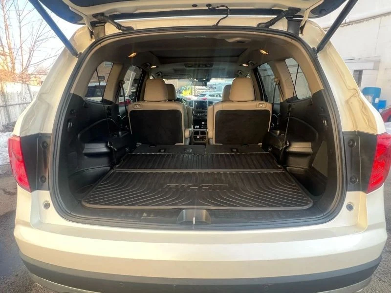 2016 Honda Pilot 3rd Gen - Image 9 of 12