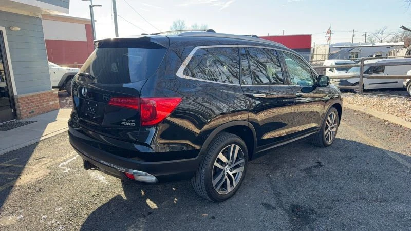 2016 Honda Pilot 3rd Gen - Image 5 of 12