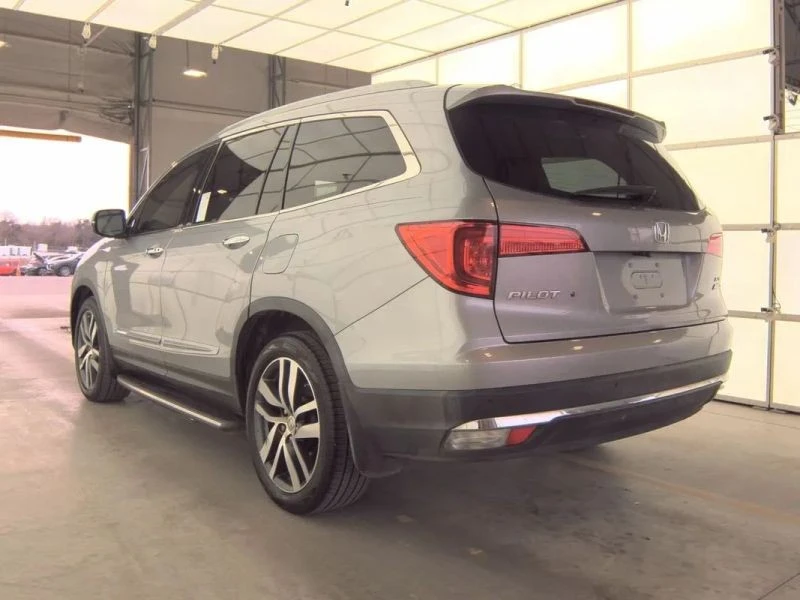 2016 Honda Pilot 3rd Gen - Image 9 of 12
