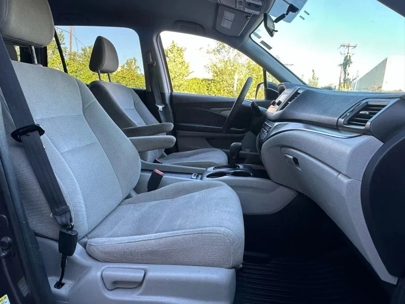 2016 Honda Pilot 3rd Gen - Image 12 of 12