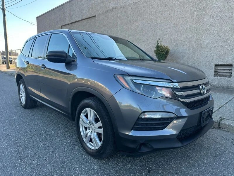 2016 Honda Pilot 3rd Gen - Image 3 of 12