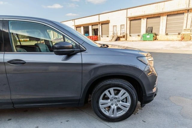 2016 Honda Pilot 3rd Gen - Image 10 of 21