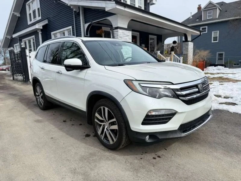 2016 Honda Pilot 3rd Gen - Image 2 of 12