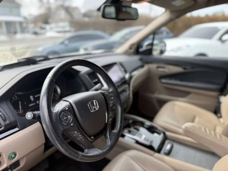 2016 Honda Pilot 3rd Gen - Image 8 of 12