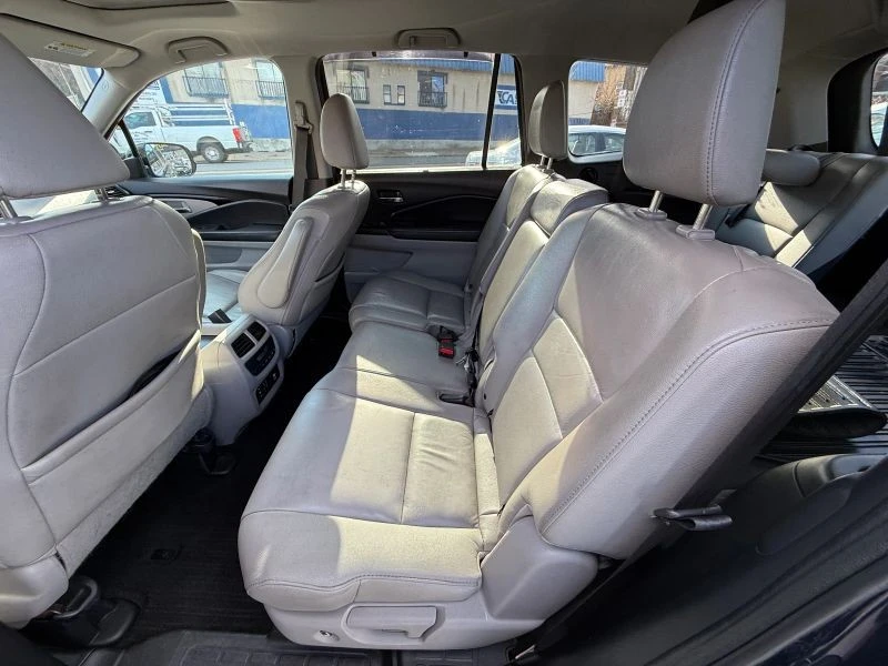 2016 Honda Pilot 3rd Gen - Image 7 of 9