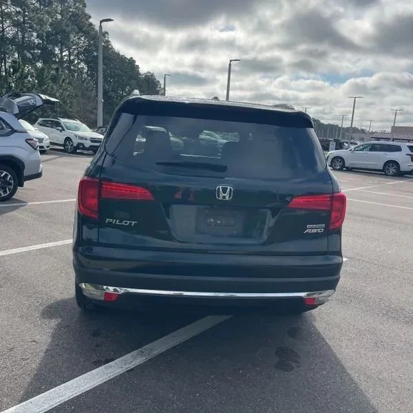 2016 Honda Pilot 3rd Gen - Image 7 of 12