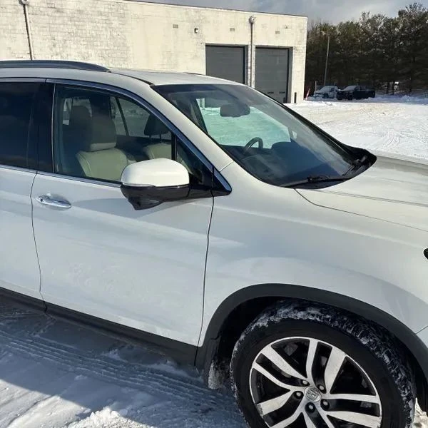 2016 Honda Pilot 3rd Gen - Image 9 of 12