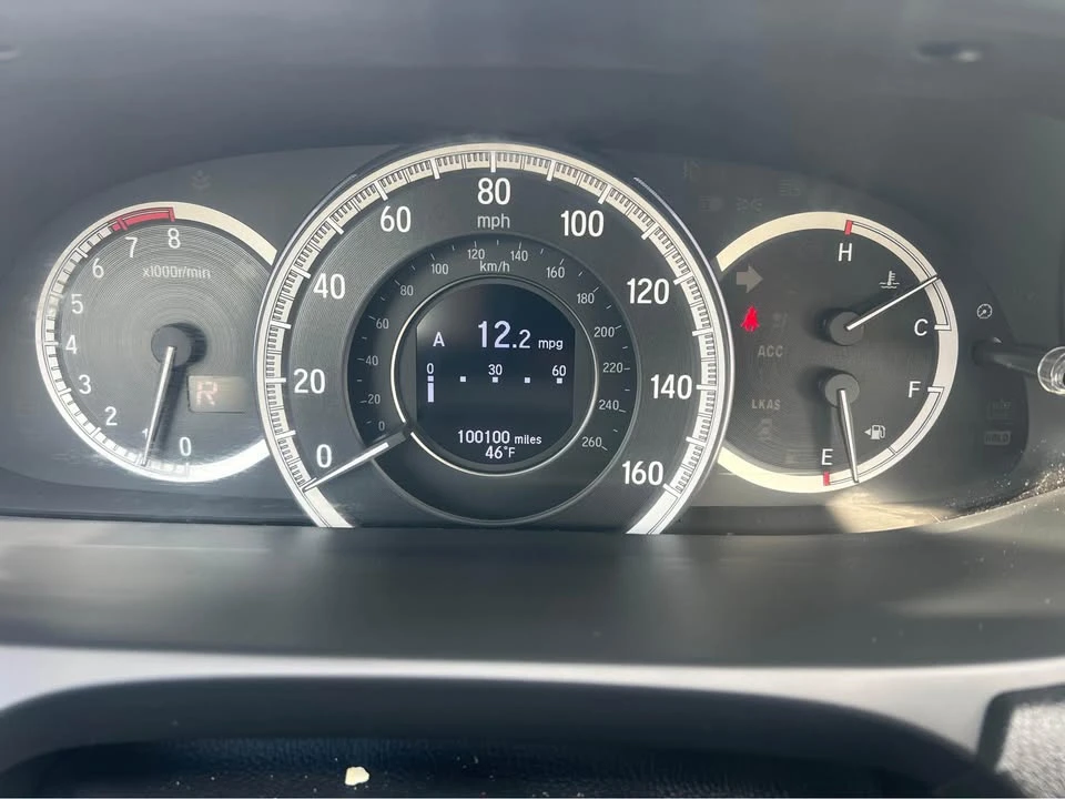 2016 Honda Accord 9th Gen - Image 2 of 15