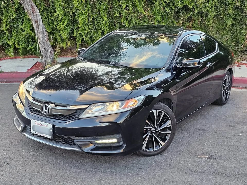 2016 Honda Accord 9th Gen - Image 2 of 17