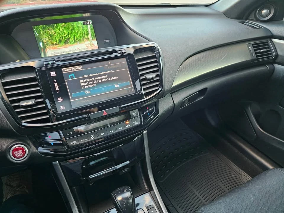 2016 Honda Accord 9th Gen - Image 11 of 17