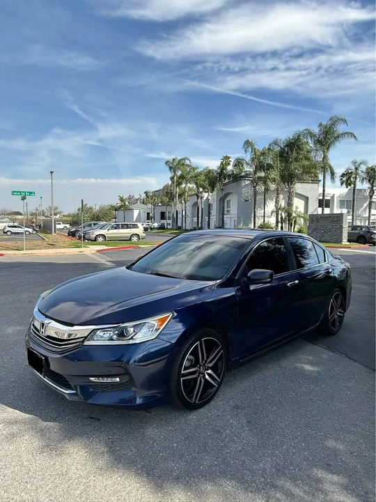 2016 Honda Accord 9th Gen - Image 1 of 6
