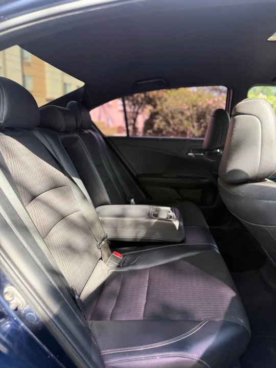 2016 Honda Accord 9th Gen - Image 6 of 6