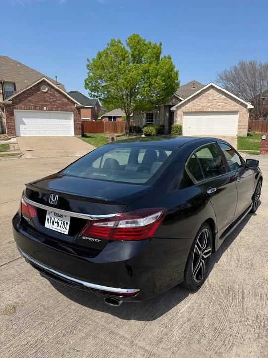 2016 Honda Accord 9th Gen - Image 8 of 18