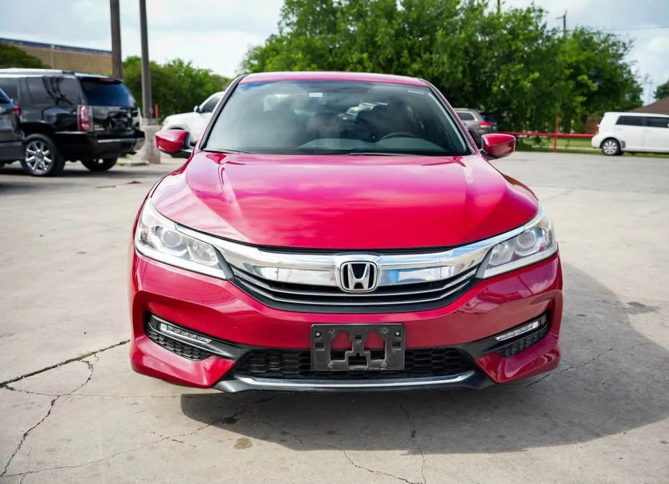 2016 Honda Accord 9th Gen - Image 2 of 13