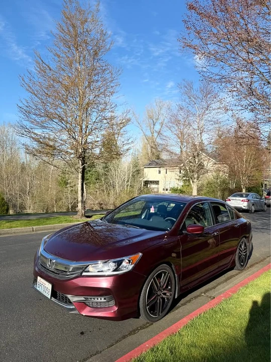 2016 Honda Accord 9th Gen - Image 3 of 20