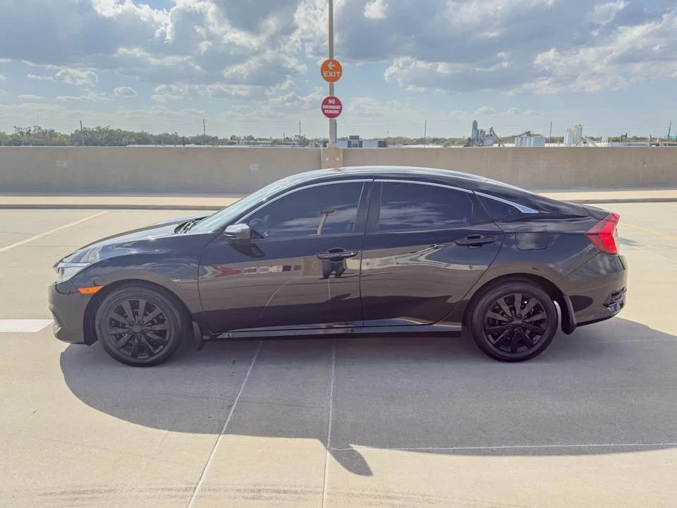 2016 Honda Civic 10th Gen - Image 8 of 14