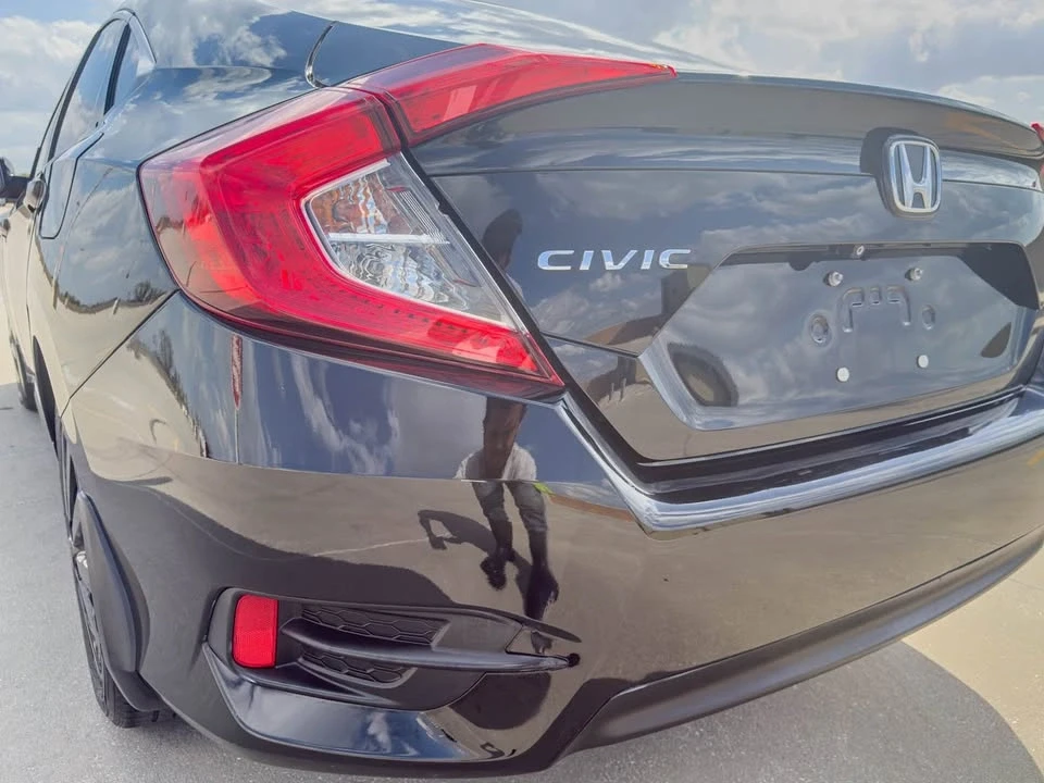 2016 Honda Civic 10th Gen - Image 13 of 14