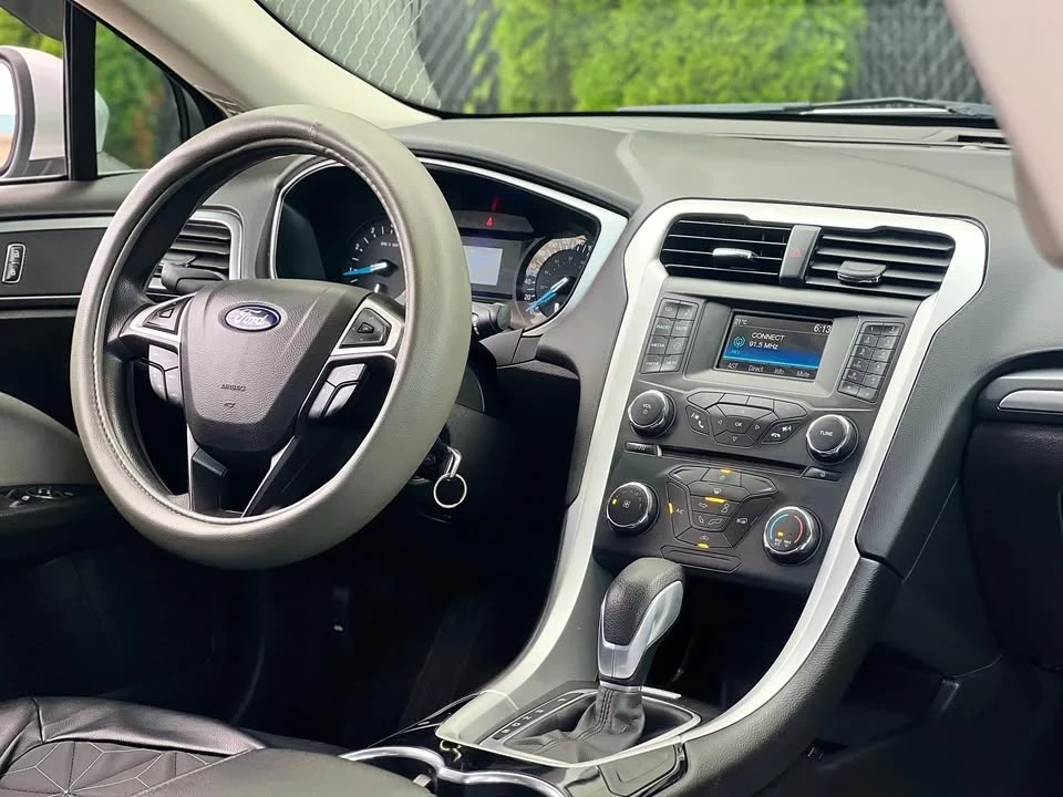 2016 Honda Civic 10th Gen - Image 7 of 10