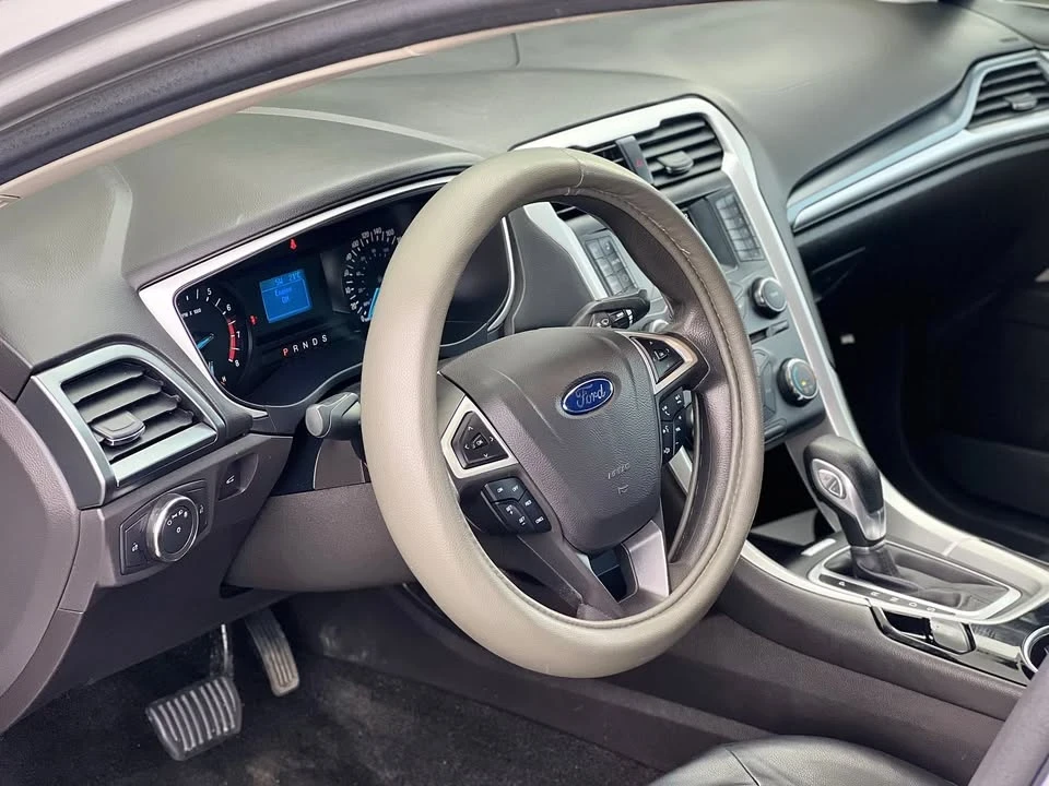 2016 Honda Civic 10th Gen - Image 6 of 10