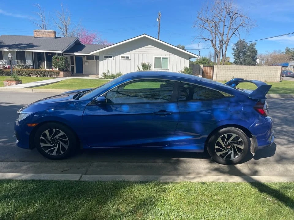 2016 Honda Civic 10th Gen - Image 6 of 20