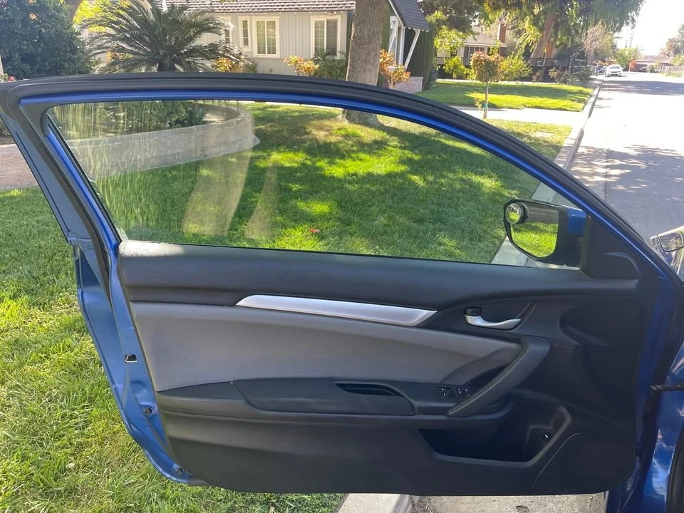 2016 Honda Civic 10th Gen - Image 15 of 20
