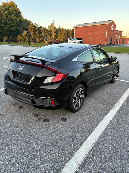 2016 Honda Civic 10th Gen - Image 6 of 12