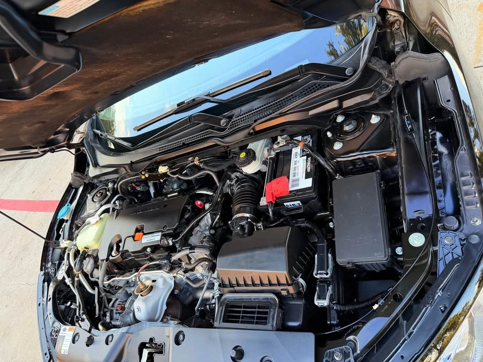 2016 Honda Civic 10th Gen - Image 12 of 13