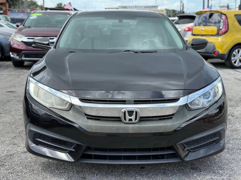 2016 Honda Civic 10th Gen - Image 10 of 20