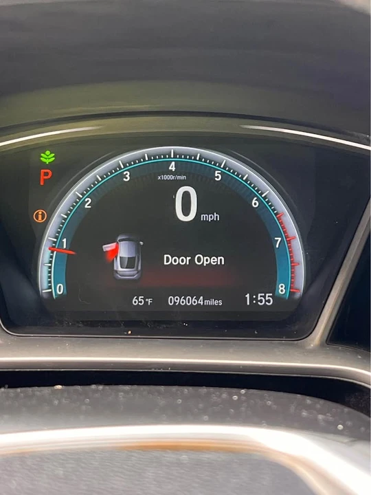 2016 Honda Civic 10th Gen - Image 6 of 19