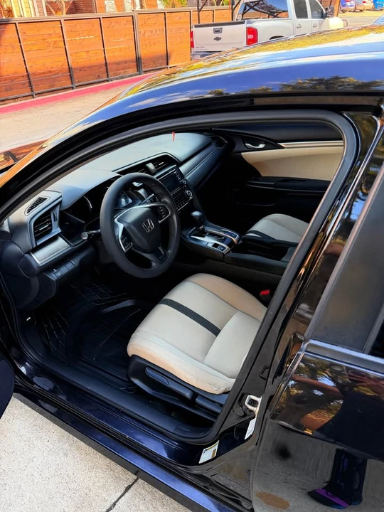 2016 Honda Civic 10th Gen - Image 5 of 13